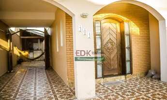 Imagem 2: Casa com 3 dormitórios à venda, 212 m² por R$ 765.000,00 - Estiva - Taubaté/SP