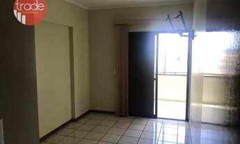 Imagem 3: Apartamento andar alto, no Centro com 2 dormitórios e sacada