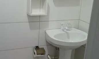 Imagem 2: Quarto para mulher no Cajuru