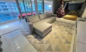 Imagem 4: Apartamento para aluguel possui 180 metros quadrados com 3 quartos