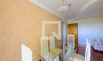 Imagem 3: Apartamento para Aluguel - Vila Galvão, 2 Quartos, 64 m2