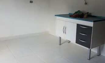 Imagem 3: Alugo Comodo Urgente ao lado da estação