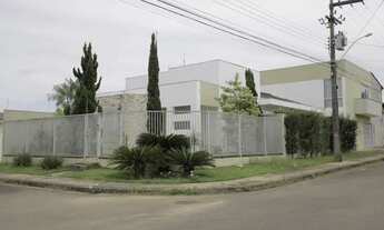 Imagem: Sobrado para venda possui 375 metros quadrados