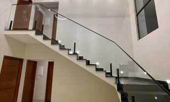 Imagem 2: Casa para venda com 173 metros quadrados com 4 quartos