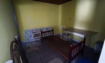 Imagem 3: Casa três dorm., sala, cozinha, duas quadras do Ferry Boat!