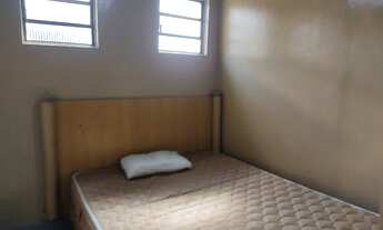 Imagem: Aluga-se quarto com banheiro mobiliado