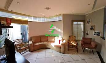 Imagem 2: Casa para Venda em Limeira, Jardim Grêmio, 2 dormitórios, 1 suíte, 1 banheiro, 2 vagas