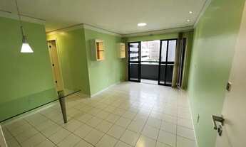 Imagem 3: Apartamento com 70m2, 02 quartos, cozinha americana, todo com móveis, 02 vagas de garagem