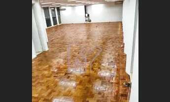 Imagem 2: Conjunto comercial silencioso e envidraçado em Cerqueira César com ótima localização e inf