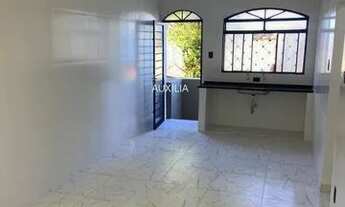 Imagem 6: Casa para venda ou locação, reformada, com 2 dormitórios e segurança completa no Jd Itangu