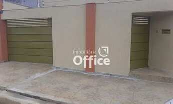 Imagem: Excelente Casa a venda no Jardim Samambaia