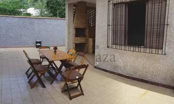 Imagem 6: Casa - Aluguel - Caraguatatuba - 5 Dormitórios sendo 3 Suítes - 4 Banheiros - 150m² de Áre