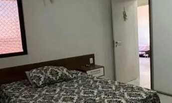 Imagem: Na Gruta de Lourdes. Edf. Avignon