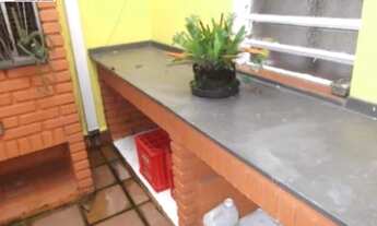 Imagem 4: Sobrado 3 dormitorios, 1 suíte, 2 vagas, 172m². Piso carpete de madeira, armários embutido