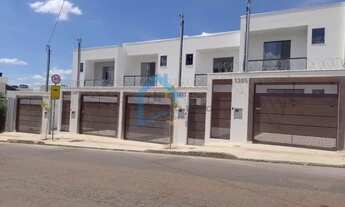 Imagem 2: Casa Geminada para Venda em Contagem, Três Barras, 3 dormitórios, 1 suíte, 2 banheiros, 2