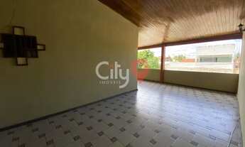 Imagem 2: Casa em rua fechada