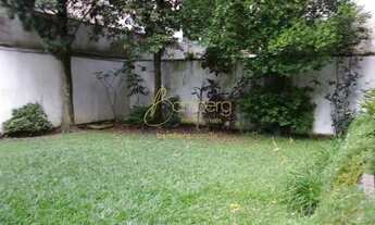 Imagem 2: Linda casa, espaçosa e bem localizada. Confira!