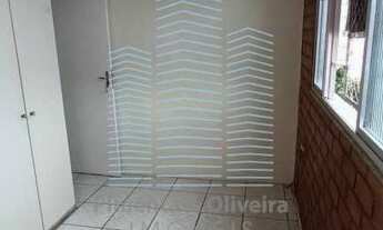 Imagem 6: Bom apartamento no centro do bairro, vazio, 2 quartos com garagem. Freguesia Jacarepaguá