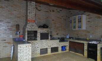 Imagem 6: Ótima casa com três quartos, estilo colonial em condomínio fechado