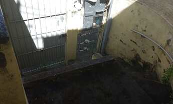 Imagem 7: Casa para venda tem 250 metros quadrados com 5 quartos em Jardim Irapiranga - São Paulo