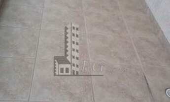 Imagem 3: Casa triplex com varanda frente de rua