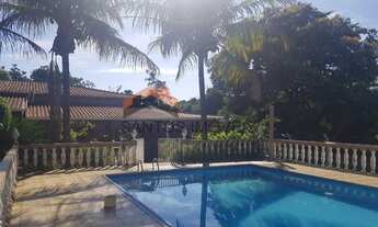 Imagem 3: Chácara com 4 dormitórios sendo um suíte - Vale do Igapó - Bauru/SP