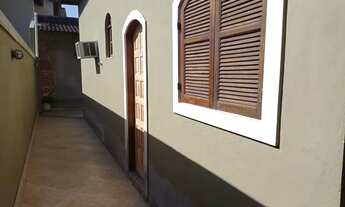 Imagem 3: Casa para aluguel possui 200 metros quadrados com 4 quartos