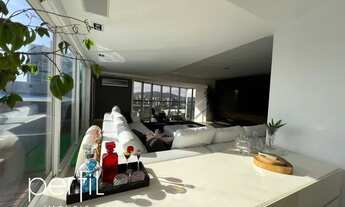 Imagem 2: Cobertura duplex a venda com tres suites e piscina privativa com deck no bairro Centro - J