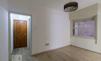 Imagem 2: Apartamento para Aluguel - Centro Histórico, 2 Quartos, 57 m2