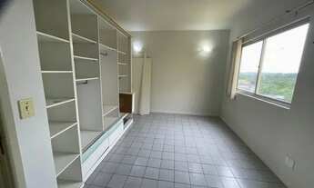 Imagem 3: Apartamento para venda tem 90 metros quadrados com 3 quartos em Parque 10 de Novembro - Ma