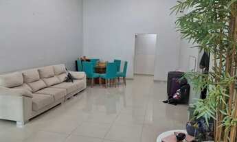 Imagem 7: Casa para venda tem 210 metros quadrados com 4 quartos em Lírio do Vale - Manaus - AM