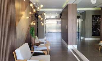 Imagem 2: Imóvel de alto padrão, 2 dormitórios sendo 1 suíte, sacada com churrasqueira, todo mobilia