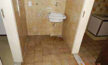 Imagem 7: 03 quartos com excelente localização