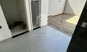 Imagem 2: Sobrado Geminado para Venda em Joinville, Iririú, 3 dormitórios, 1 suíte, 2 banheiros, 2 v