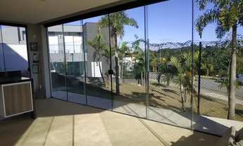 Imagem 4: Sobrado para aluguel tem 56601 metros quadrados com 4 quartos em Granja Viana - Carapicuíb