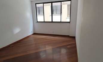 Imagem 7: Agrioes, ótima localização, 2 suítes com vaga