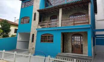 Imagem 5: Quartos em casa espaçosa com piscina na Praia Campista