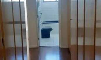 Imagem 6: Apartamento para aluguel e venda possui 250 metros quadrados com 3 quartos