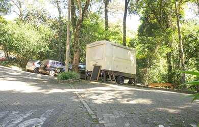 Imagem 7: Lote no condomínio Vila Alpina, área de1.000m2, com vista para montanhas e projeto em apr