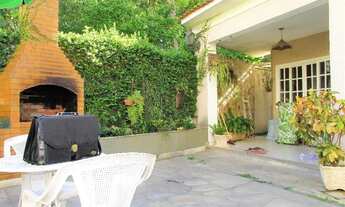 Imagem 1: Casa para Venda em Niterói, Ingá, 4 dormitórios, 2 suítes, 5 banheiros, 1 vaga