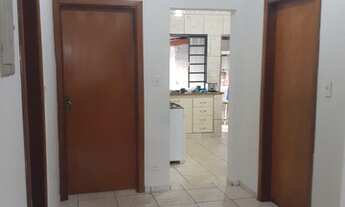 Imagem 4: Casa para venda com 80 metros quadrados com 3 quartos em Centro - Varginha - MG