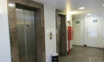 Imagem 3: SALA AMPLA COM 73M² PRIVATIVOS, CENTRO PORTO ALEGRE, GARAGEM, ELEVADOR