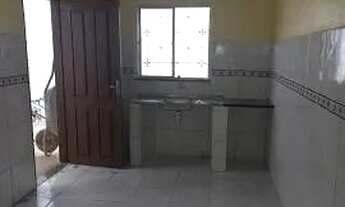 Imagem 3: Casa para venda possui 80 metros quadrados com 2 quartos em Roma - Salvador - BA