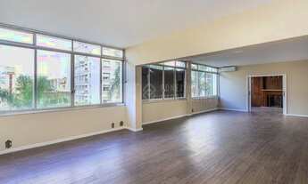 Imagem 3: Junto ao PARCÃO E PADRE CHAGAS