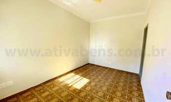 Imagem 5: Ótimo Apartamento Térreo com 2 Quartos e Varanda na Vila da Penha