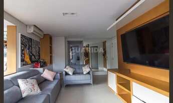 Imagem 7: Apartamento mobiliado de 2 dormitórios, sendo 1 suíte, no bairro Petrópolis