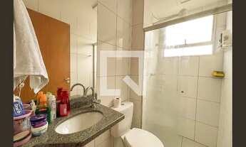 Imagem: Apartamento à Venda - Cabral, 2 Quartos