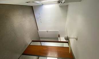 Imagem 6: Apartamento impecável possui 90 m2 com 2 dorm, sala, cozinha, dep de empr., vaga de garage