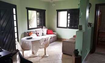 Imagem 2: Sobrado para venda tem 210 metros quadrados com 3 quartos em Novo Esteio - Esteio - RS