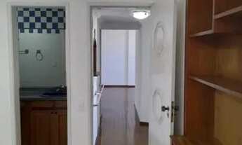 Imagem 4: Edif. Saveiros - Oportunidade. Apto. amplo com varanda super agradável